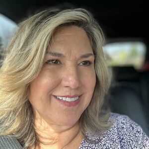 Meet your Posher, Cari